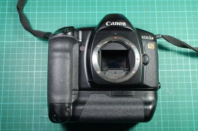 CANON  EOS-1N RS  底片單眼相機 機皇