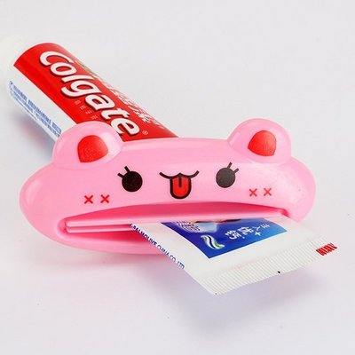 ☜shop go☞【L024】擠牙膏器 洗面乳 擠壓器 卡通 造型 紅脣 懶人 化妝品 動物 青蛙 熊 老虎 多用途