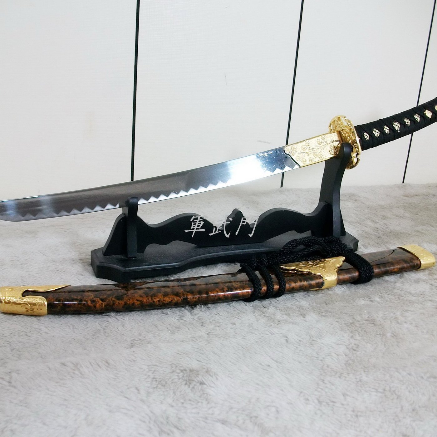 竜虎を争う 模造刀 模擬刀 日本刀 居合刀 刀装具 太刀 軍刀 武具 