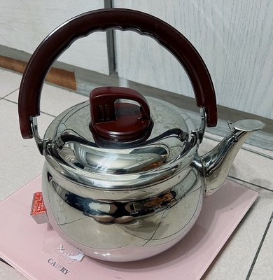電熱水壺 電水壺 燒水壺 不銹鋼笛音電茶壺 鳴笛 22cm
