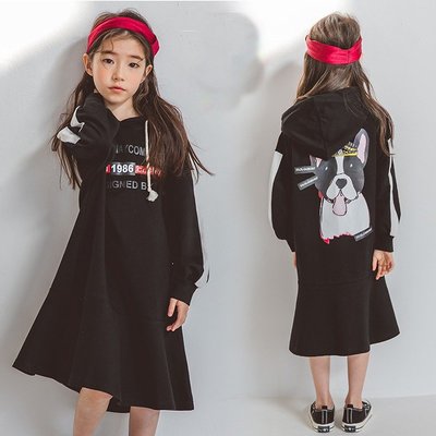 《童伶寶貝》EN016-秋款韓版字母1986女童連帽長袖洋裝 魚尾裙