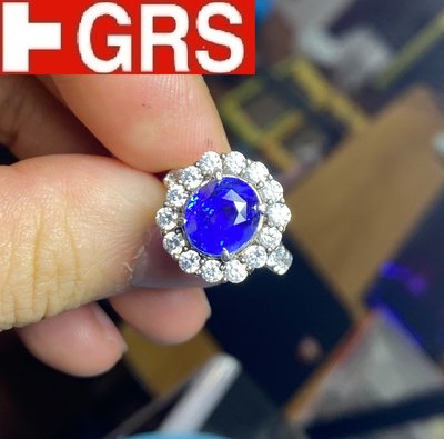 【台北周先生】天然皇家藍藍寶石 超大顆5.34克拉 最棒錫蘭產 頂級濃郁美色VIVID皇家藍 火光好閃 送國際GRS證書