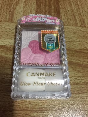 日本 CANMAKE Glow Fleur Cheeks 花漾戀愛修容組 6.3g 色系08紫紅莓果花漾