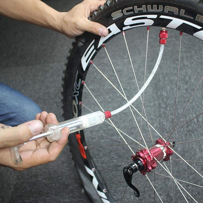 現貨自行車真空胎補胎液注射器針筒無內胎修補液注入工具美嘴法嘴通用自行車零組件