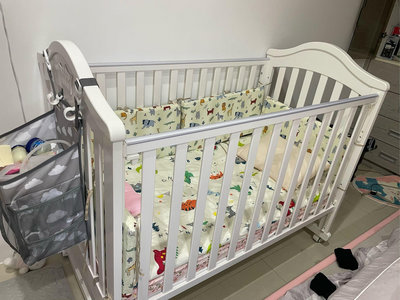 i smart 多功能嬰兒床（贈床墊、床圍）二手近全新-限自取