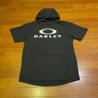 Oakley Enhance Fleece Hoodie 日本限定 男黑色運動訓練快速排汗Logo基本款短袖連帽T恤 L