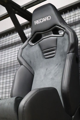 全新進口最新款RECARO SRS UT黑色 皮革麂皮可調賽車椅 BRIDE SPARCO OMP