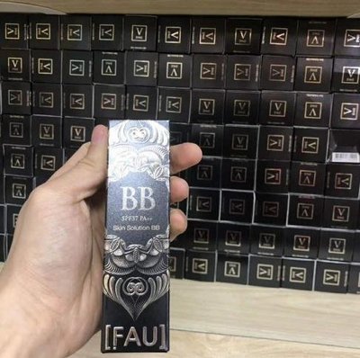 熱賣 韓國FAU再生BB霜升級版 遮瑕防曬修復持久fau再生修復BB粉底液30g 正品保證現貨