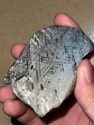 【店主收藏】納米比亞Gibeon鐵隕石G鐵原石切片標本-27627