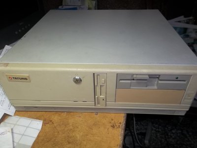 大同486電腦,古董電腦,486DX80 CPU, 3.2G硬碟 有DOS PS2鍵盤,良品,可以正常開機,