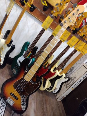 Fender Japan 2010 Vintage JB75 Jazz Bass