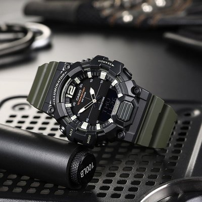 【金台鐘錶】CASIO 卡西歐 世界時間 雙顯男錶 樹脂錶帶 燈光 十年電力 (綠帶) HDC-700-3A