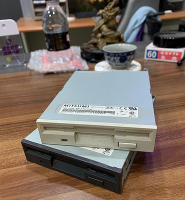 Mitsumi D353M3D 3.5吋軟碟機 FDD 磁片 軟碟片 1.44M 良品  一拍2個