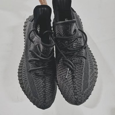 老藤代購】全新正品愛迪達Adidas Yeezy Boost 350 V2 FU9006 黑魂黑