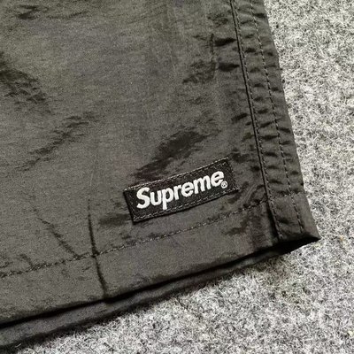 亞軒潮店潮款現貨SS20 SUPREME NYLON WATER SHORT 尼龍沙灘短褲BOXLOGO