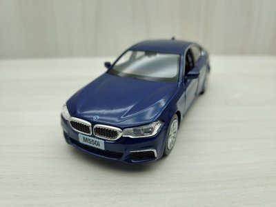 全新盒裝1:36~寶馬 BMW 550i 藍色合金汽車模型