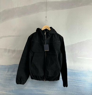 Louis Vuitton LV黑色壓紋連帽牛仔夾克44碼