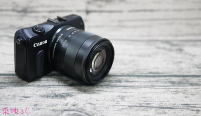 Canon EOS M + EF-M 18-55MM 標準變焦鏡組 黑色