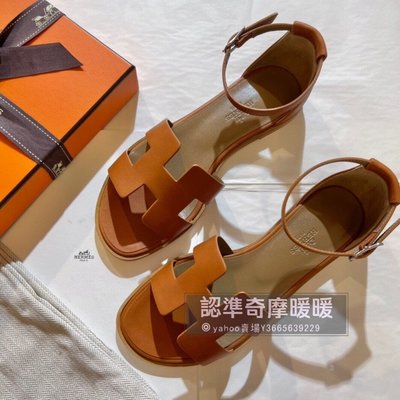 《暖暖》全新正品 HERMES愛馬仕 Santorini sandal 一字式扣帶漏趾 涼鞋 女款 棕色H211178