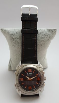 【順昌】《世界名牌 ZIPPO 打火機所製 石英手錶》K51