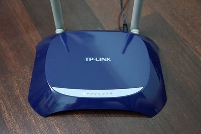 展示機TP-LINK TL-WR841N V8版11N 300M 極速無線路由器IP分享器支援QSS K30
