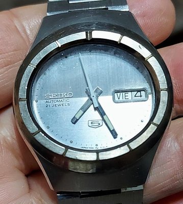 OQ精品腕錶日本精工自動機械錶玻璃鏡面不含龍頭37MM品相超好一切正常。