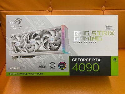 全新 華碩 ROG Strix GeForce RTX™ 4090 潮競白