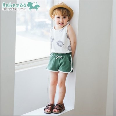 ✽Summer 夏✽韓國Bebezoo男童滿印樹葉背心上衣+短褲套裝