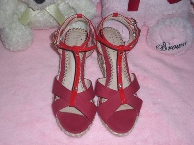 ☆甜甜妞妞小舖 ☆ 品牌  Grace gift  紅色帆布面--- 楔型厚底氣墊涼鞋----24號
