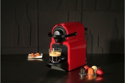 『東西賣客』日本代購 Nespresso 雀巢 C40 膠囊咖啡機/咖啡製造機 *空運*