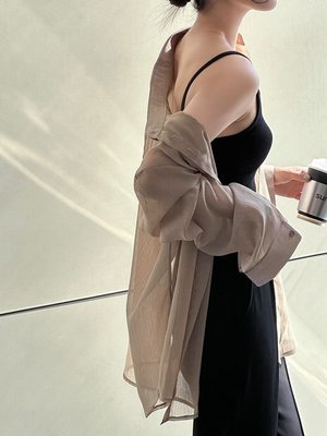 夏季高ji感長袖防曬衫 寬松通勤外搭上衣 薄款氣質時尚開衫女
