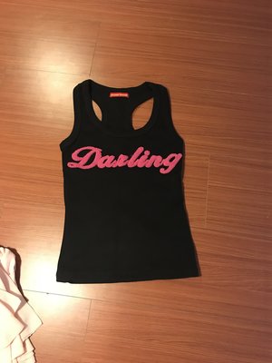 SHAKE SHAKE日本專櫃 Darling字母挖背時尚運動背心 黑