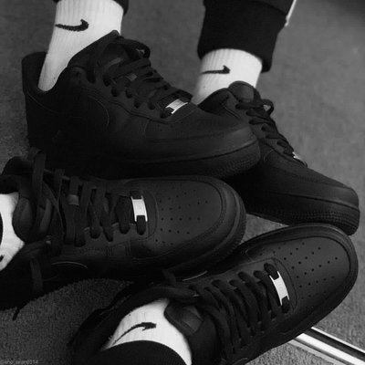 【玩酷Online】正品免運 Nike Air Force 1 全黑 鐵牌 經典款 皮革 男女休閒鞋CW2288-001
