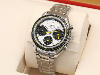 OMEGA 326.30.40.50.04.001 歐米茄 40mm 超霸系列 白黑色面盤 黃指針 三眼計時 不鏽鋼錶帶