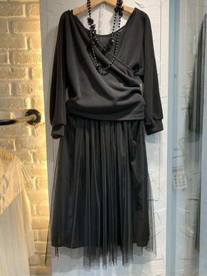 正韓商品 杏色、黑色紗裙洋裝 2件式紗裙洋裝