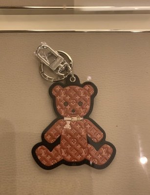 LV M00342 Teddy Bear Bag Charm and Key Holder 老花小熊吊飾鑰匙圈