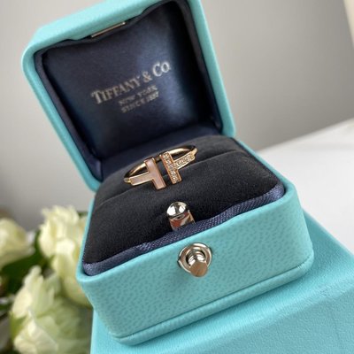 正品保證 台灣出貨Tiffany &amp; Co.蒂芙尼 戒指 Two T 系列 白貝不對稱開口雙t戒指 女戒指 玫瑰金