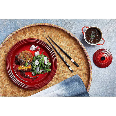 新款推薦 法國酷彩Le Creuset炻瓷花形盤子瓷盤餐具水果盤菜盤平盤牛排盤 可開發票