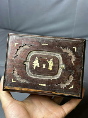【二手】#收藏文玩老物件 清代紅木盒子，品相完整，只是鑲嵌的東西60992【李掌櫃】