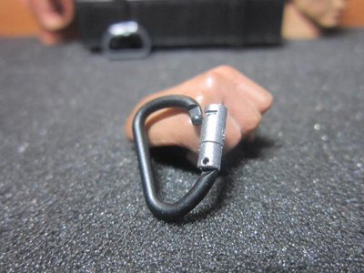 G7工兵裝備 FS德國KSK款1/6黑色銀扣D型扣環一支(可打開) mini模型