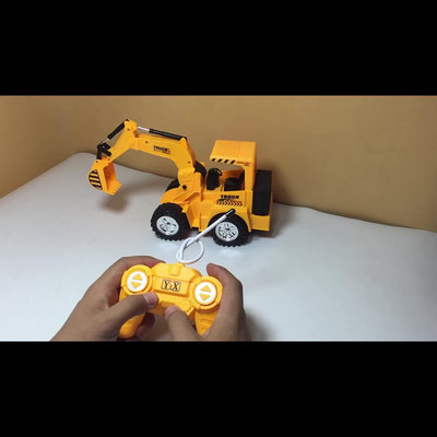 溜溜兒童遙控車挖掘機 無線遙控挖土機 男孩電動玩具車可充電工程車模