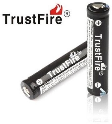 優質 有保護板 TrustFire 10440 可充電 電池,尺寸約同4號AAA鎳氫鎳鎘電池,3.7V 350mA
