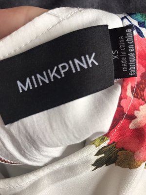MinkPink Playsuit Size XS  連身褲