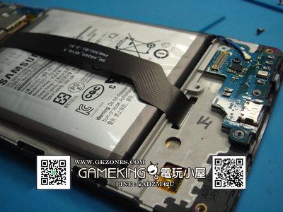 [電玩小屋] 三重蘆洲電玩 - 三星 Samsung SAMSUNG Galaxy A60 電池 故障 更換
