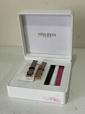 原廠錶盒專賣店 Nina Ricci 附全新錶帶兩條 蓮娜麗姿錶盒 F005