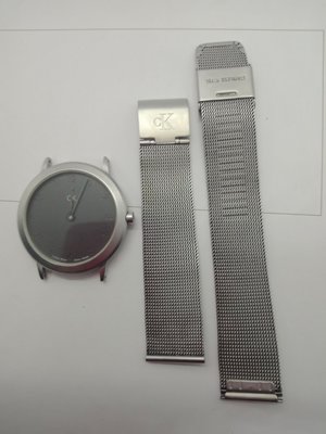 。二手。@@單賣錶帶@@真品ck 米蘭as不鏽鋼鏈帶。錶頭為平頭18mm
