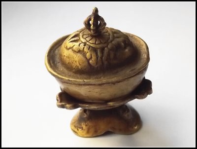 【雅之賞|藏傳|佛教文物】 *特賣*西藏藏式純銅嘎巴拉淨水碗~111130