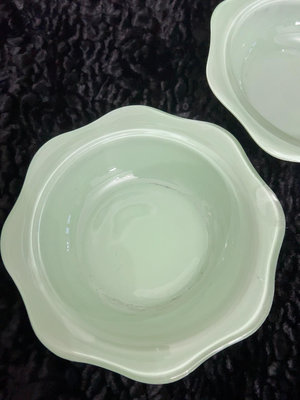 美國中古PYREX淺綠色稀有花朵邊玻璃碗