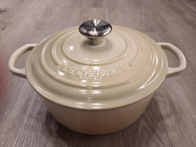 Le Creuset 20cm圓形鑄鐵鍋 漸層沙丘白色 燉鍋 滷鍋 湯鍋 產地法國