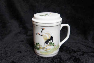 陶瓷杯 / 白瓷茶杯 /有杯蓋提把 / 中式古典 / 水杯 / 泡茶 / 辦公居家